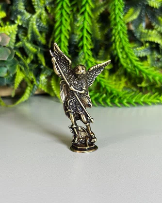 Adorno de Mesa São Miguel Ouro Velho - 7 x 4 cm 