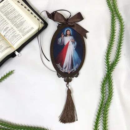 Adorno Oval Jesus Misericordioso em MDF