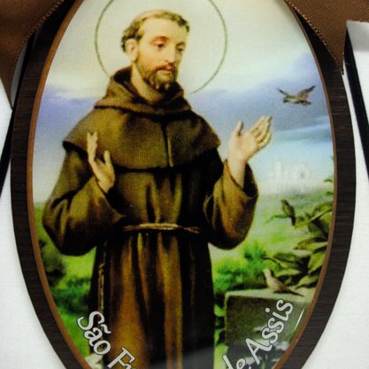 Adorno Oval São Francisco em MDF