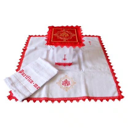Alfaias Bordadas em Vermelho