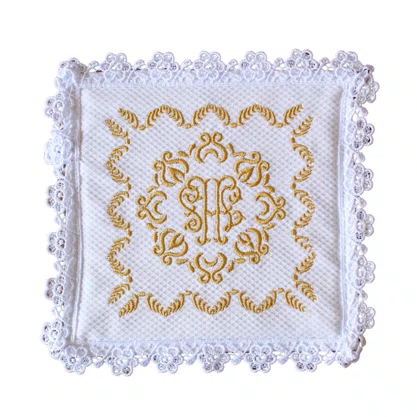 Alfaias Bordado Branco e Dourado