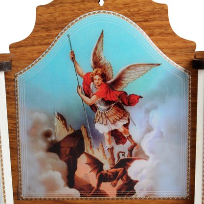 Capela com Porta Desenhada de São Miguel Arcanjo Mdf - 17 cm X 14 cm