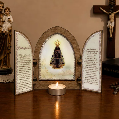 Capela com porta MDF de Nossa Senhora Aparecida - 18 cm x 26 cm