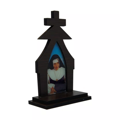 Capela Resinada Santa Dulce Dos Pobres - 17 Cm X 11 Cm