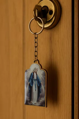 Chaveiro Madeira de Nossa Senhora das Graças Corrente