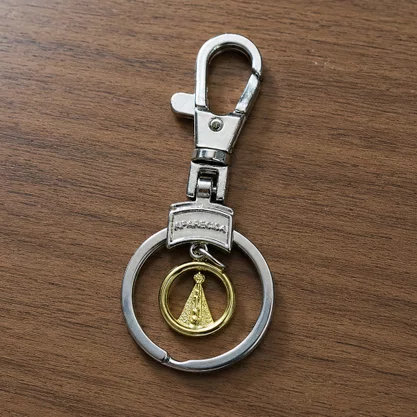 Chaveiro Mosquete de Nossa Senhora Aparecida Redondo Dourado Inox