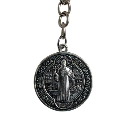 Chaveiro Mosquete Medalha São Bento Prata Velha 