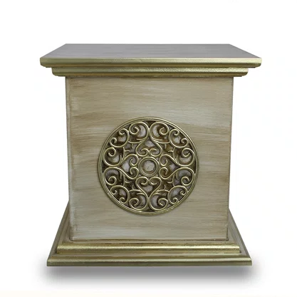 Coluna Pedestal de Madeira Bege para Imagens e Detalhe Dourado - 40 cm X 42 cm