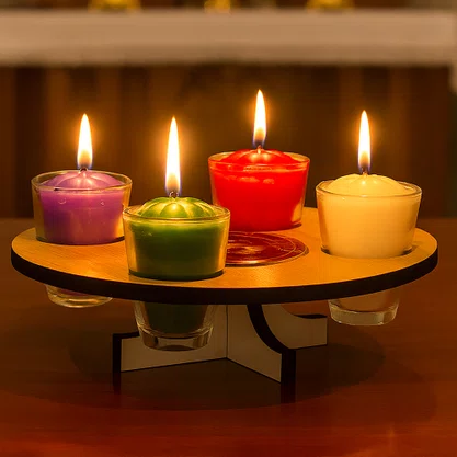 Coroa do Advento em MDF com Velas e Oração