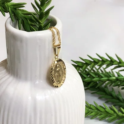 Corrente Banhada Dourada Medalha Oval de Nossa Senhora das Graças