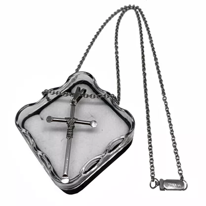 Corrente Com Pingente Cruz Fina Ponta Batida Com Manto Corrente - Inox