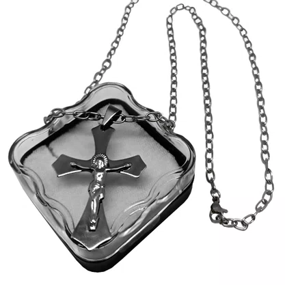 Corrente Com Pingente Cruz Pontiaguda e Cristo Sobreposto - Inox