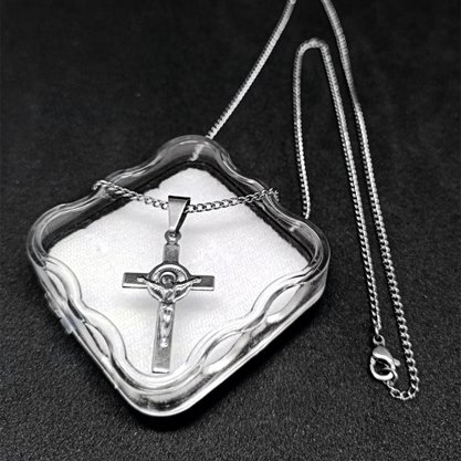 Corrente Com Pingente Cruz Raiada Com Cristo - Inox