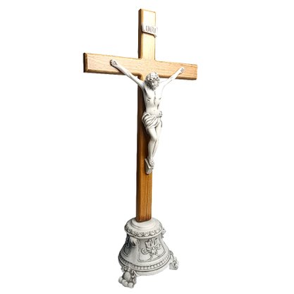 Crucifixo de Mesa Cruz de Madeira com Base e Cristo de Mármore - 46 cm