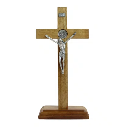 Crucifixo de São Bento em Madeira - 22 cm 