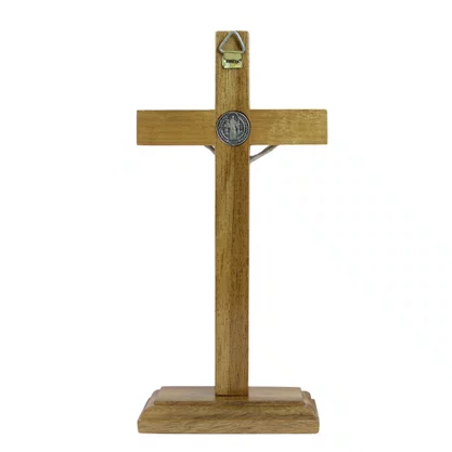 Crucifixo de São Bento em Madeira - 22 cm 
