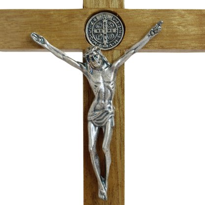 Crucifixo de São Bento em Madeira - 22 cm 