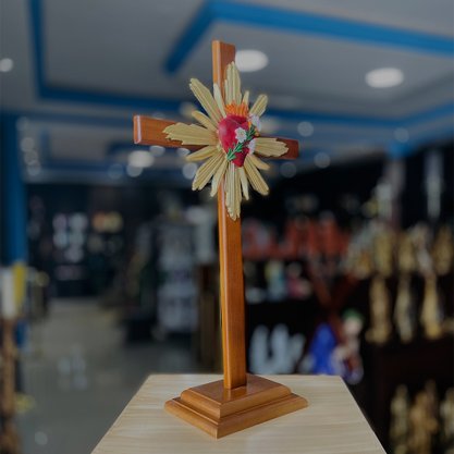 Cruz de Madeira Parede e Mesa Resplendor do Castíssimo Coração de José - 62 Cm X 34 Cm