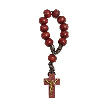 Dezena de Dedo Madeira Vermelha com Crucifixo