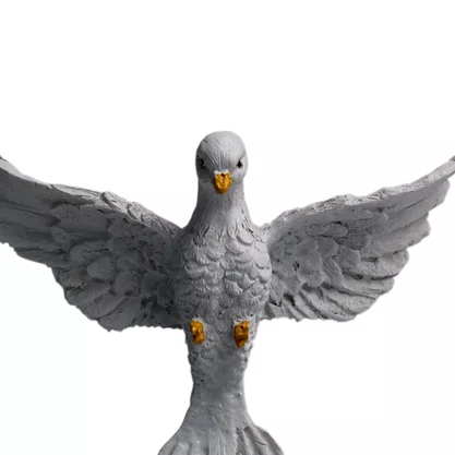 Divino Espírito Santo de Mesa em Resina Nacional - 12 cm