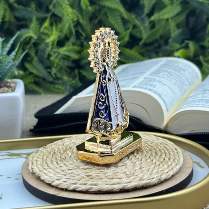 Enfeite de Nossa Senhora Aparecida Carro Plástico Branca 8 cm