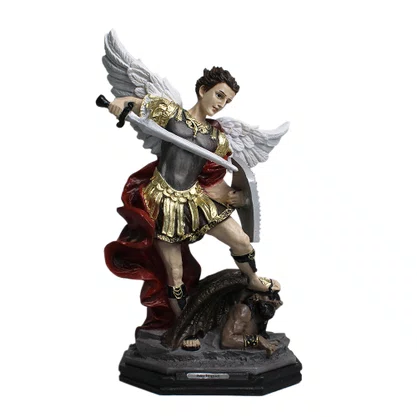 Imagem de São Miguel Arcanjo com Escudo em Resina Nacional - 30 cm