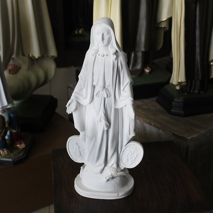 Imagem de Nossa Senhora Medalha Milagrosa de Mármore Branco Strass - 40 cm