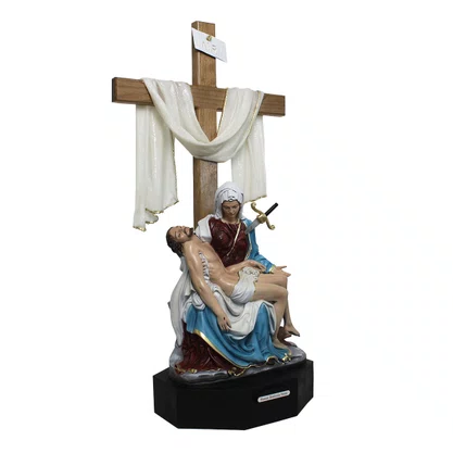 Imagem de Nossa Senhora Pietá de Resina com Cruz de Madeira - 85 cm