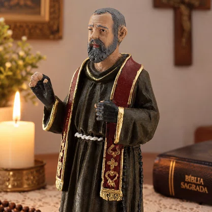 Imagem de Padre Pio de Resina Nacional - 20 cm