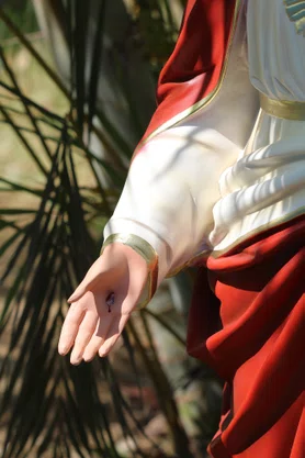 Imagem do Sagrado Coração de Jesus de Resina Nacional - 110 cm