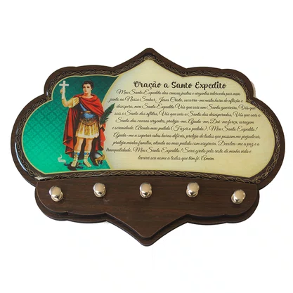 Porta Chaves Santo Expedito em MDF Resinado - 16 ,5 cm x 21 cm
