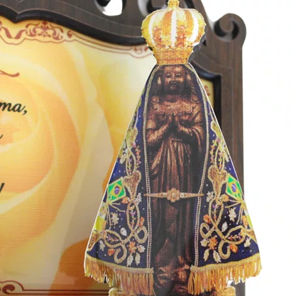Porta Chaves Nossa Senhora Aparecida 3D Madeira Resinada - Amarelo - 18cm