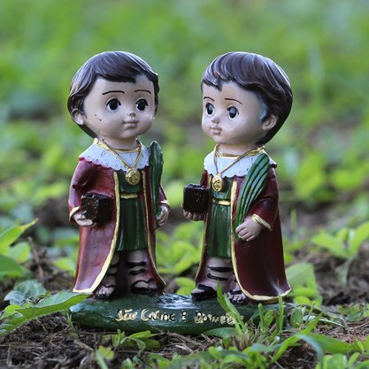 Imagem de São Cosme e Damião Infantil de Resina Nacional - 10 cm