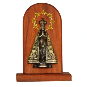 Adorno de Mesa Nossa Senhora Aparecida Metal Ouro Velho e Madeira - 18 x 12 cm 
