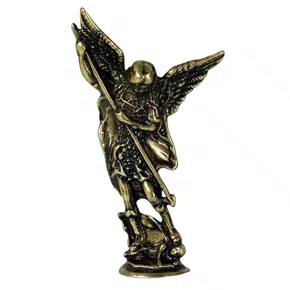 Adorno de Mesa São Miguel Ouro Velho - 7 x 4 cm 