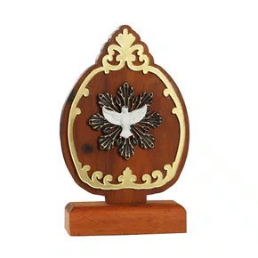 Adorno de Madeira Divino Espírito Santo Detalhe Acrílico - 12,5 cm