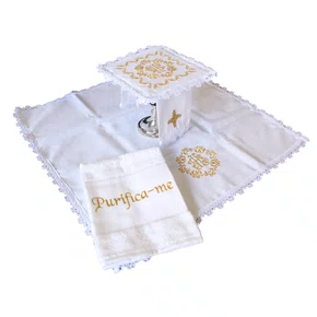 Alfaias Bordado Branco e Dourado