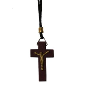 Cordão Crucifixo em Madeira Vermelha e Cristo em Dourado 34cm