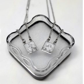 Mini Escapulário Gravura Laser Nossa Senhora do Carmo em Inox