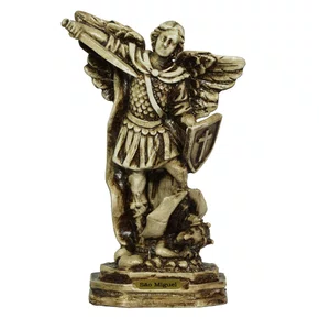 Imagem de Arcanjo São Miguel Arcanjo com Acabamento Rústico de Resina Nacional - 13 cm