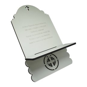 Porta Biblia MDF Branco com Medalha e Oração de São Bento -  33 cm x 20 cm