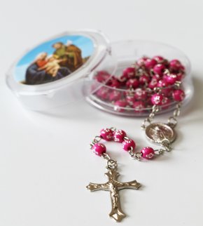 Terço de Nossa Senhora Aparecida Conta Botão de Rosa - 5 mm