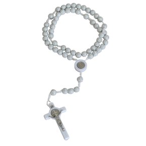 Terço de São Bento Contas Brancas Detalhe Prata 8 mm