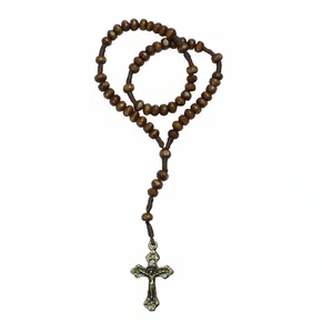 Terço Madeira Crucifixo Ouro Velho 4 mm