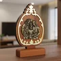 Adorno Mesa de Madeira Sagrada Família Oval Detalhe Acrílico - 12 cm