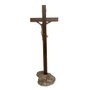Crucifixo de Mesa de Madeira Cristo em Resina Nacional  - 32 cm