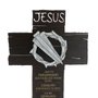 Cruz de Mesa Cravos em Mármore Semana Santa Marrom - 26 cm