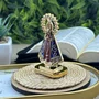 Enfeite de Nossa Senhora Aparecida Carro Plástico Marrom 8 cm