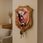 Porta Chave Escudo de São Miguel Arcanjo em MDF - 16 cm X 12 cm 