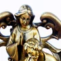 Presépio em Mármore com Pintura em Bronze Estilizado 30cm